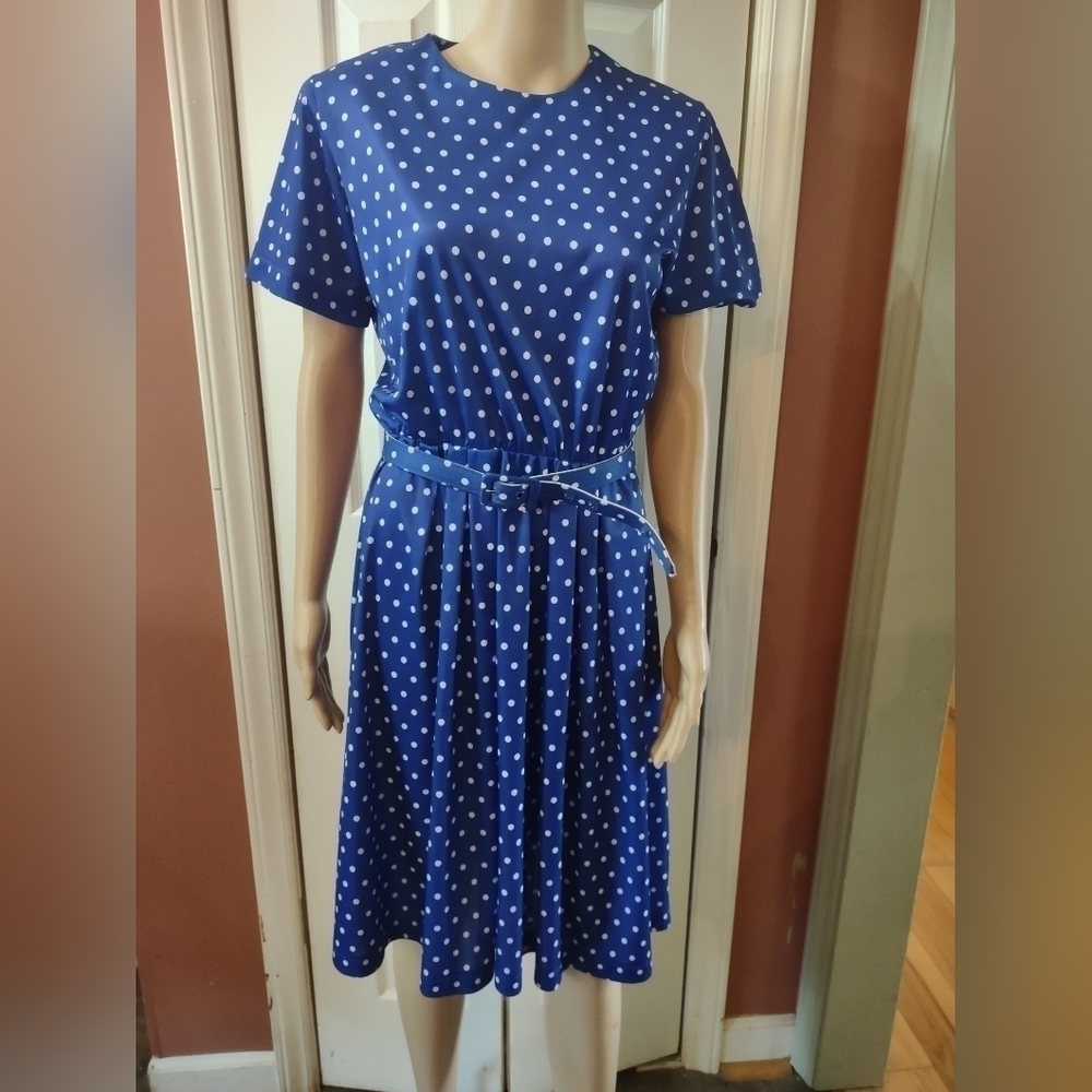 Anthony Richards women's size 8 petite blue with polka dot dress